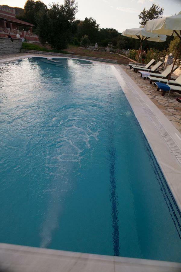 Epavlis Nadine Corfu Villa Gouvia Dış mekan fotoğraf