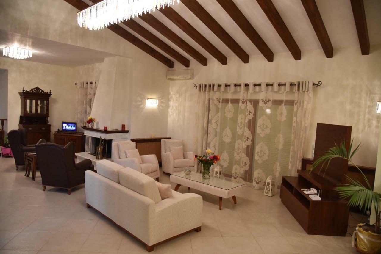 Epavlis Nadine Corfu Villa Gouvia Dış mekan fotoğraf
