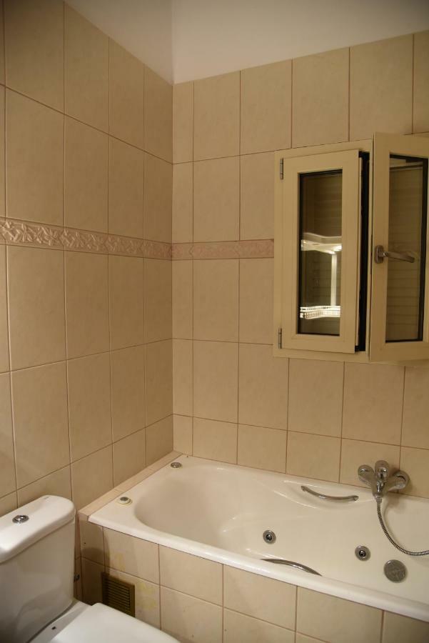Epavlis Nadine Corfu Villa Gouvia Dış mekan fotoğraf